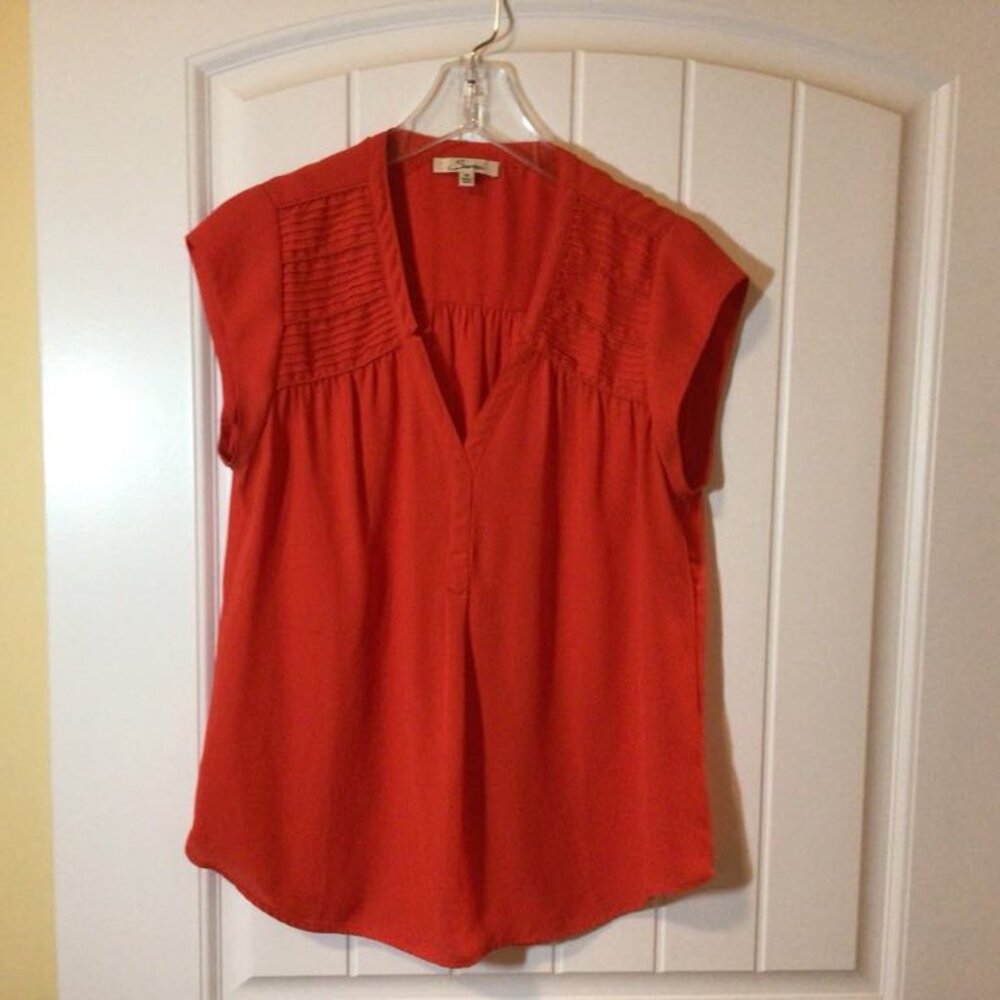 Women's Serein cap sleeve orange/red v-neck top, size M